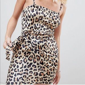 Rokoko square neck velvet semi dress